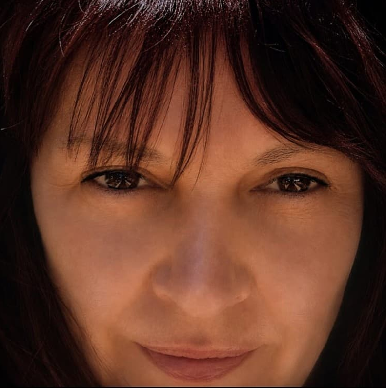 Almira Kartenlegen Astrologie billig günstig am Telefon seriös